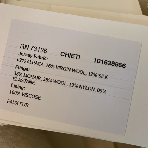 Max Mara Fall Winter Cream Cheiti Alpaca Fur Teddy Coat Jacket Fringe L XL - Picture 17 of 17